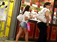 Chick in tight jeans shorts and white shirt, I followed her for about a minute in the mall and ended up with this cool shorts video